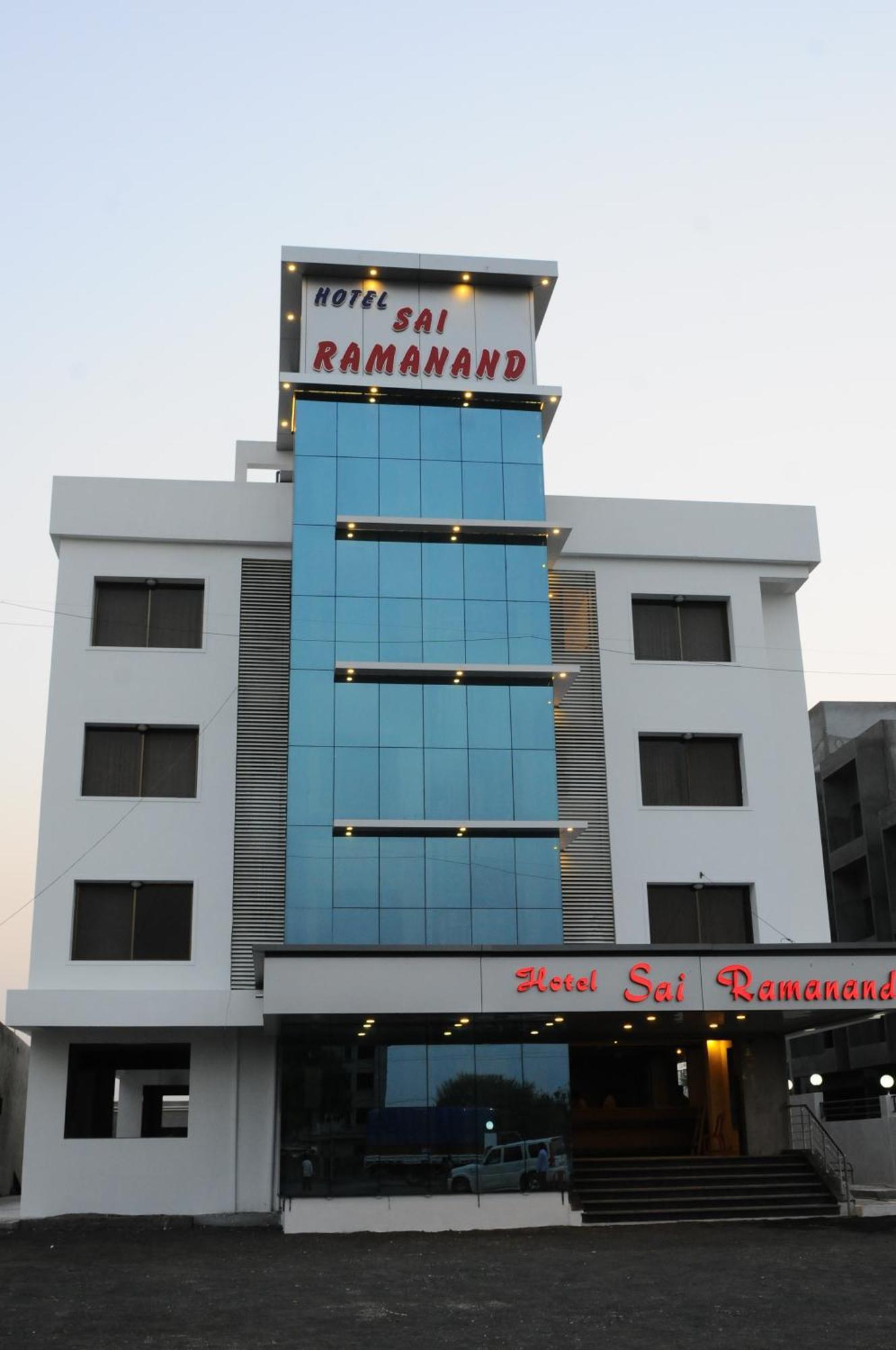 Hotel Sai Ramanand Shirdi Exteriör bild