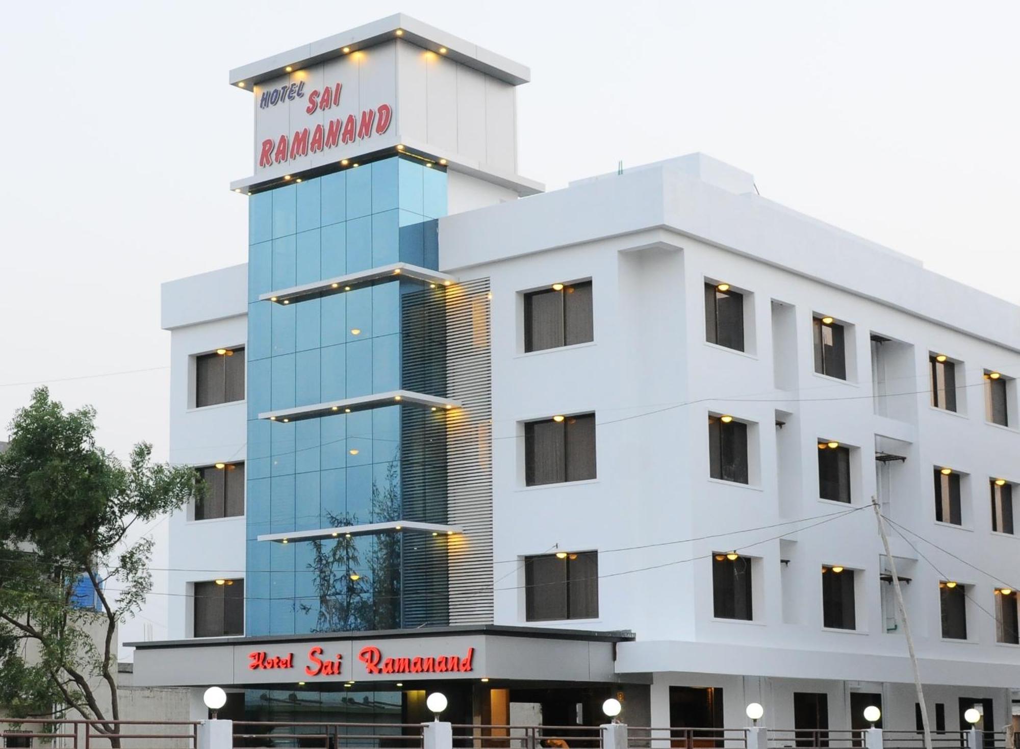 Hotel Sai Ramanand Shirdi Exteriör bild