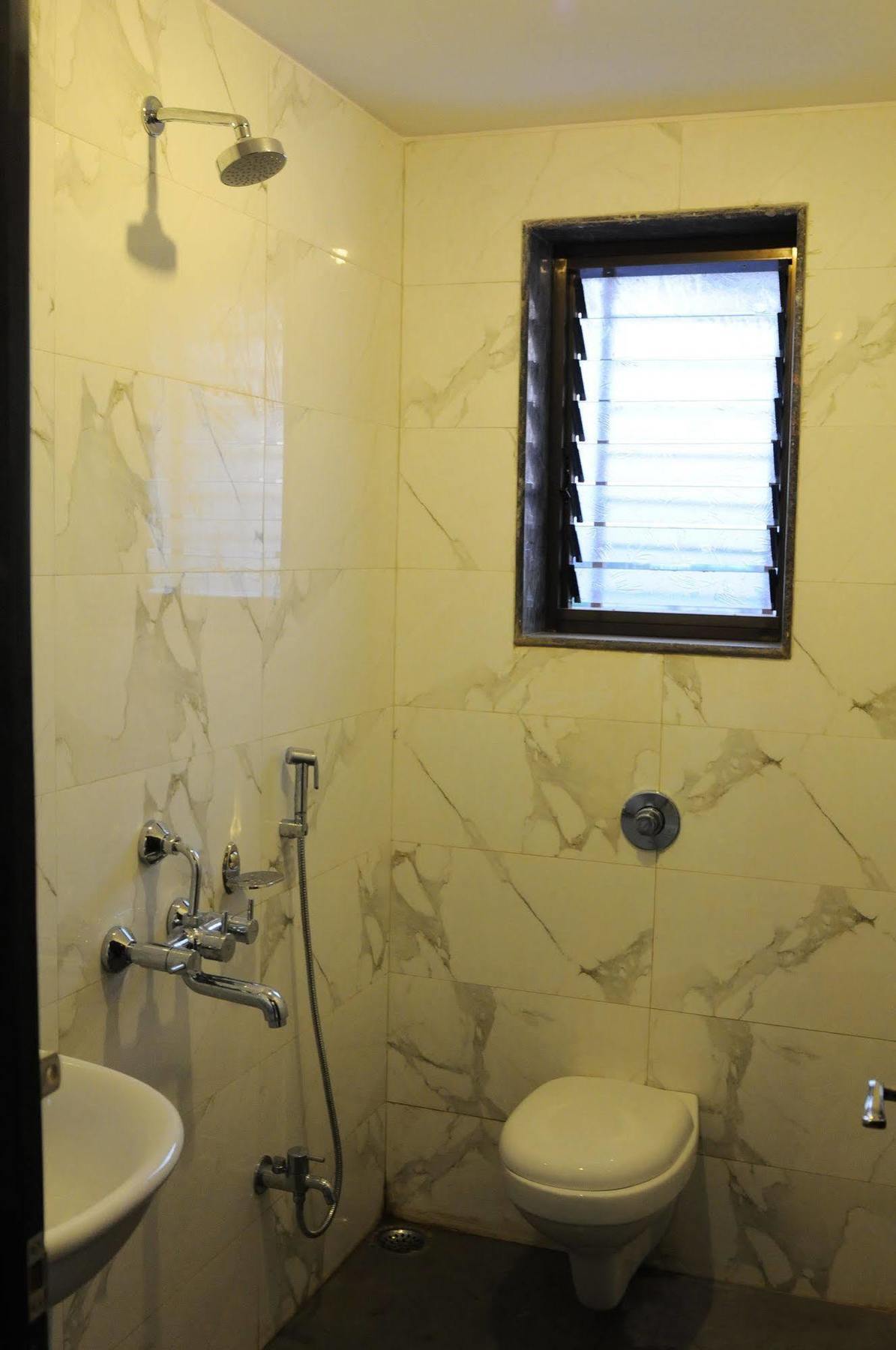 Hotel Sai Ramanand Shirdi Exteriör bild