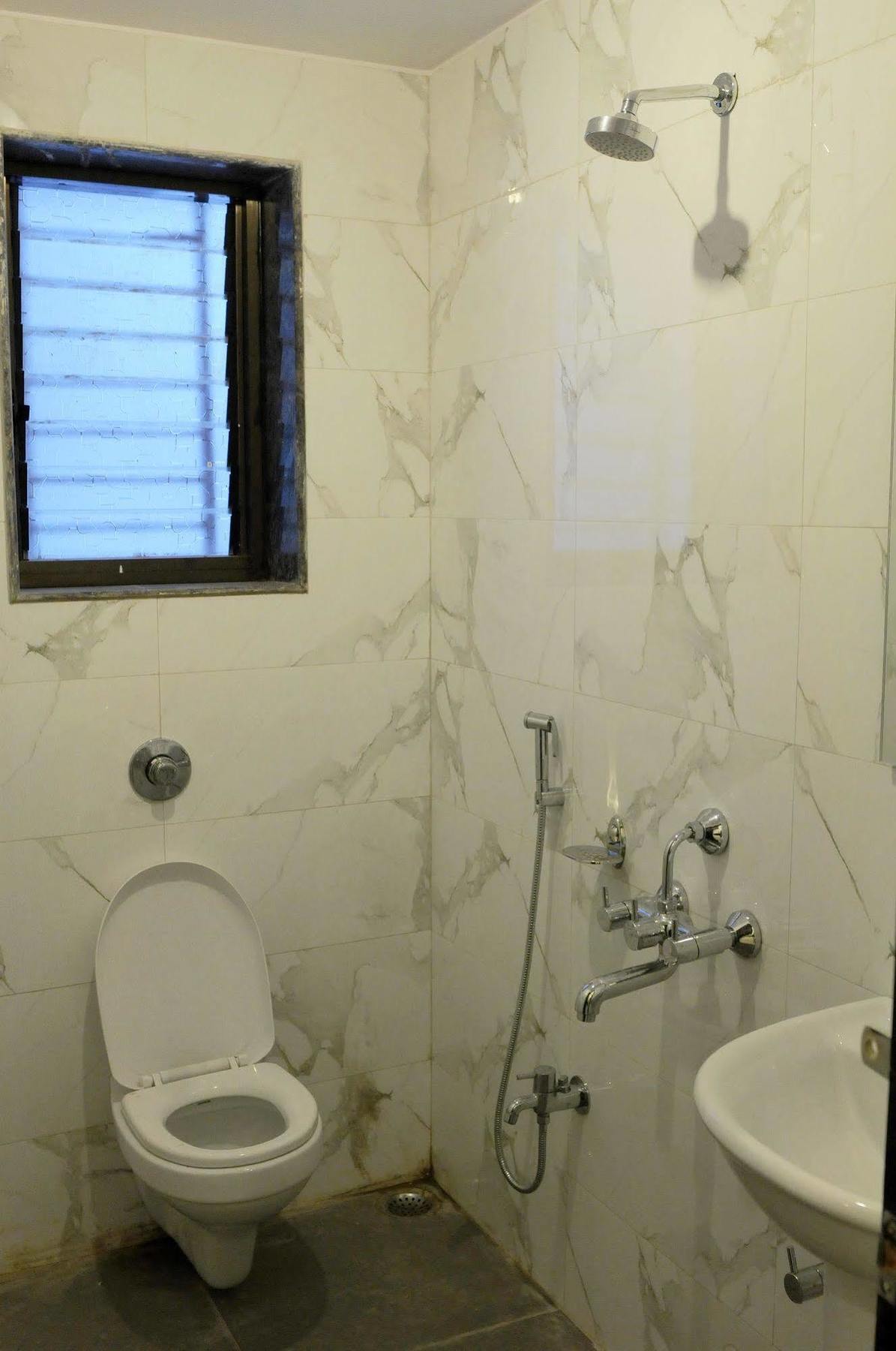 Hotel Sai Ramanand Shirdi Exteriör bild